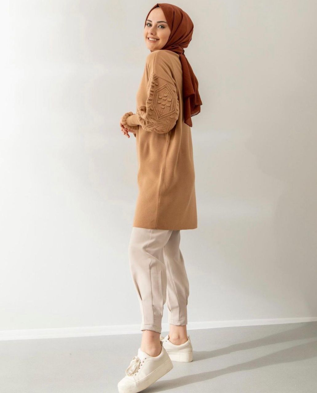 Kışlık triko kumaş tunik - Görsel 7