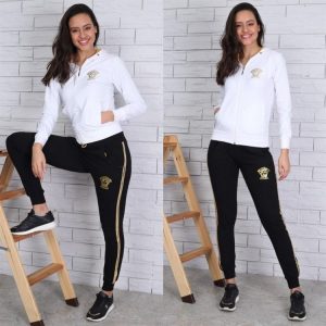 Spor eşofman takımı