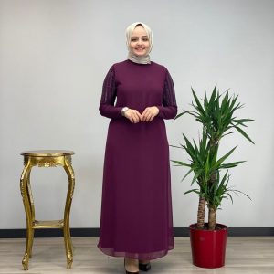 Büyük beden kolu taşlı şifon detaylı elbise