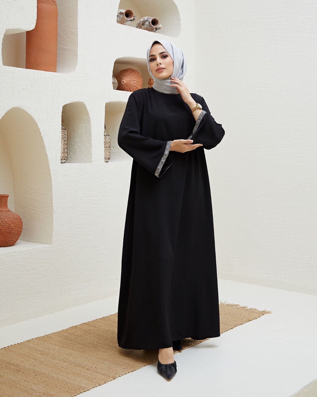 Kolları işlemeli krep kumaş elbise - Görsel 19
