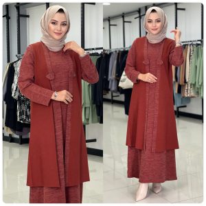 Büyük beden triko yelekli elbise