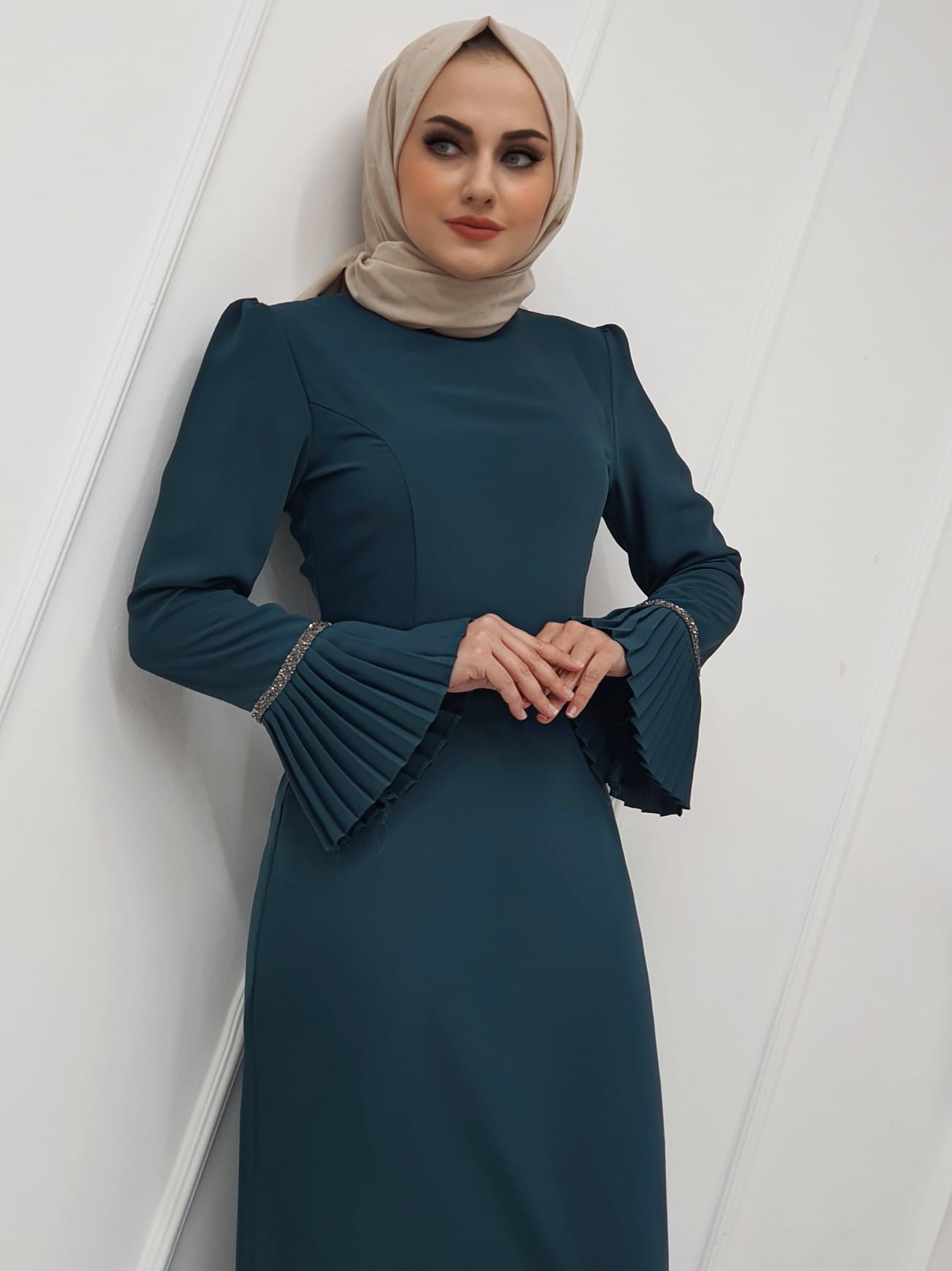 Beli taş detaylı elbise şifon kumaş - Görsel 2