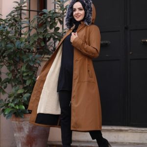 İçi kürklü fermuarlı kaban