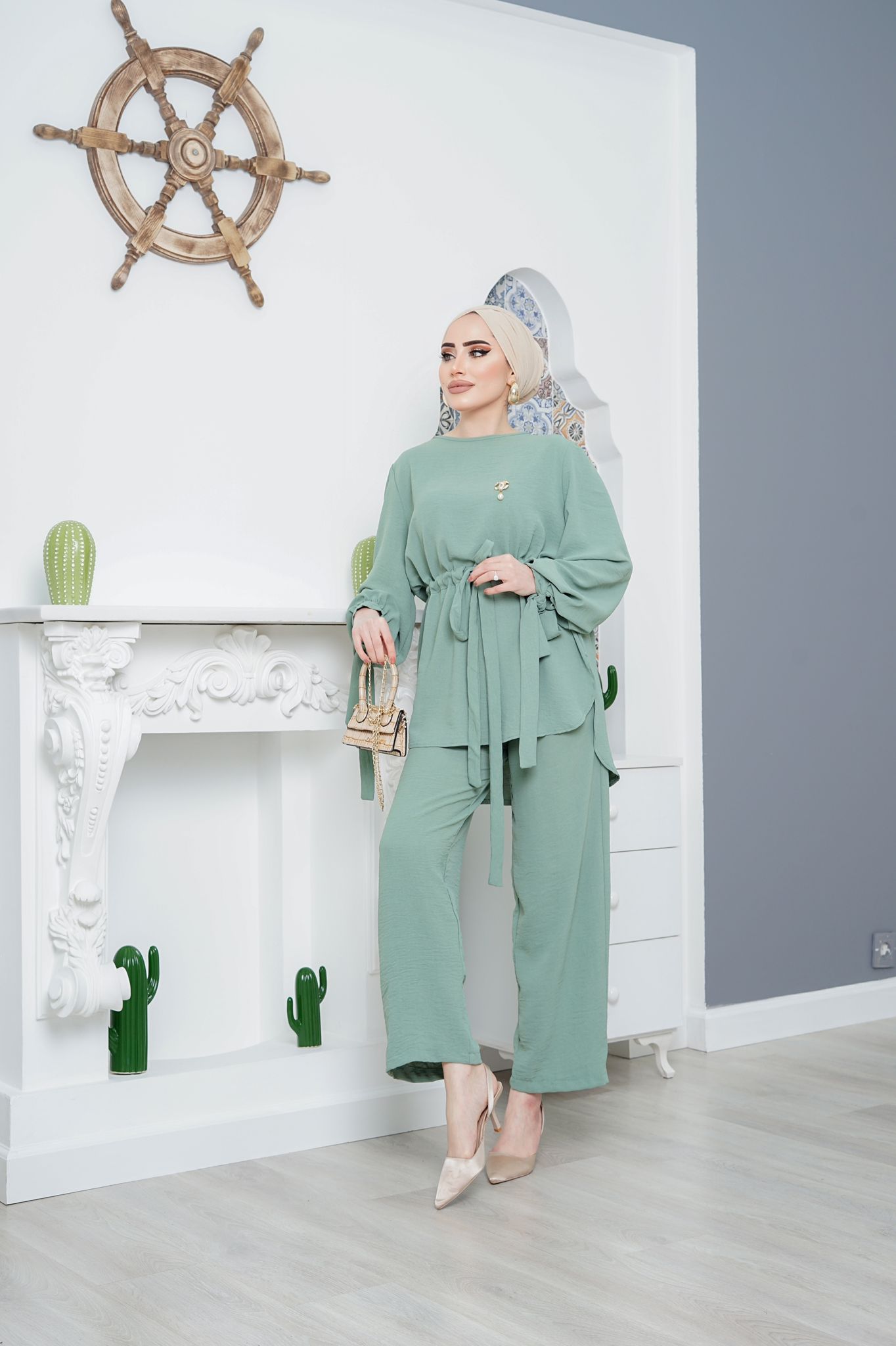 Ayrobin belden kuşaklı tunik takım - Görsel 18